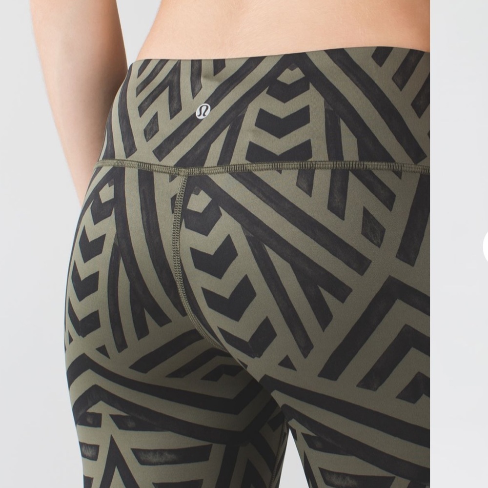 LULULEMON Wunder Under Crop II Full On Extreme - Picture 3 of 4